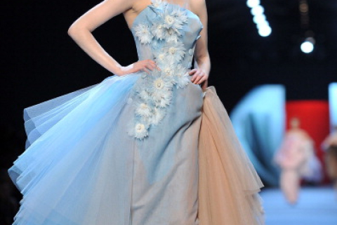 Показ колекції Christian Dior на Тижні моди 2011 в Парижі
