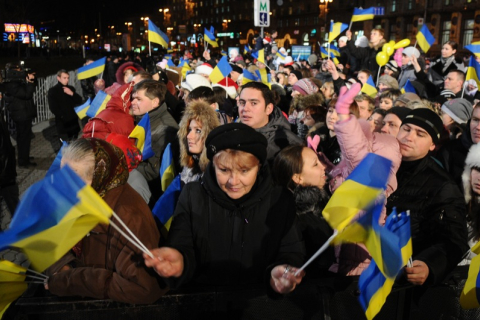 Янукович зажег новогоднюю елку в Киеве 