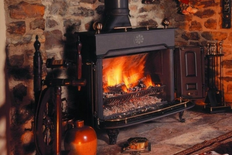 Як обігріти будинок за допомогою альтернативного опалення?