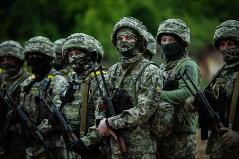 Українські військові "можуть бути в Криму до кінця грудня", заявив міністр