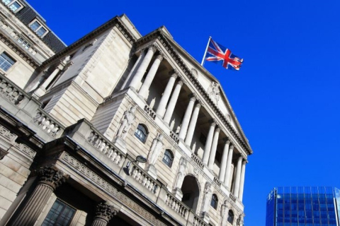 Банк Англии ожидает, что Великобритания вступит в самую длительную рецессию в истории 