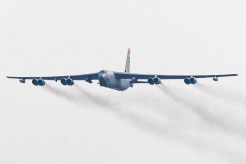 США направлять ядерні бомбардувальники B-52 до Австралії з метою утримання Пекіна від конфлікту (ВІДЕО)