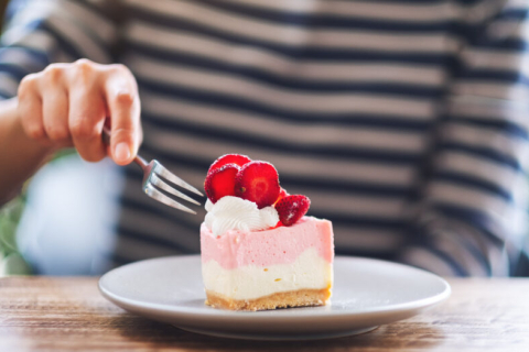 Дослідження показують, що можна контролювати потяг до солодкого, розуміючи функції мозку та кишківника