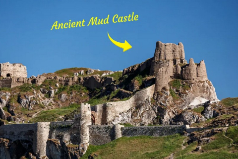 Старовинна фортеця "Замок Ван" побудована в IX столітті до н. е. без будівельного розчину на 100-метровій скелі. ФОТО