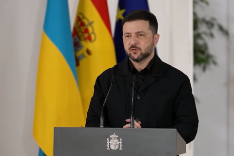 Зеленский заявляет, что Украина будет пытаться возобновить дипломатический процесс, чтобы положить конец войне