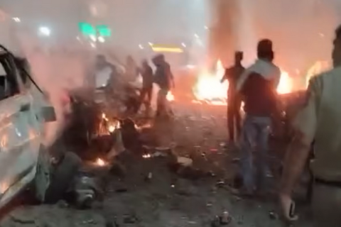 8 людей загинули внаслідок вибуху автомобіля Hyundai в столиці Індії (ВІДЕО)