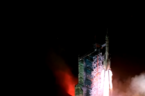 Китай запустив місію «Шеньчжоу-21» до своєї космічної станції (ВІДЕО)