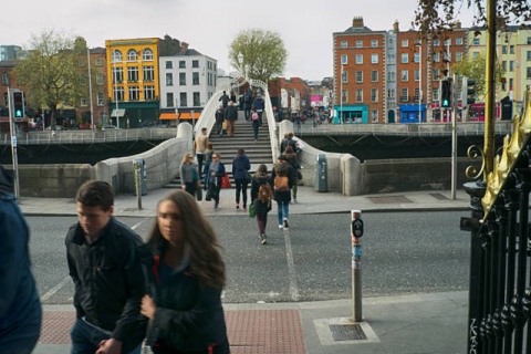 В Ірландії посилюють імміграційні правила, щоб уповільнити зростання населення