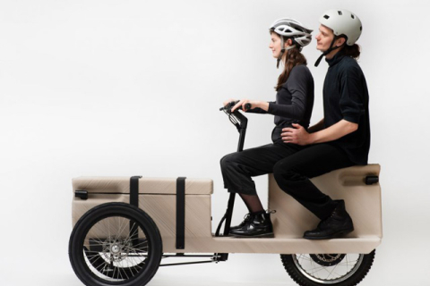  Первый в мире электрический велосипед, напечатанный на 3D-принтере, сделан из выброшенной пластиковой упаковки (ВИДЕО+ФОТО)