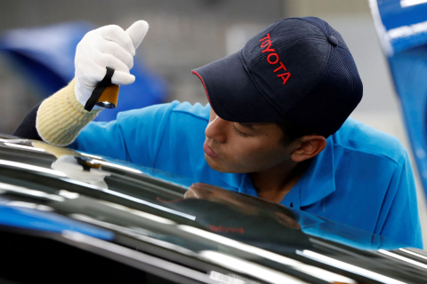 Toyota припинила виробництво в Японії, оскільки закінчилися запчастини