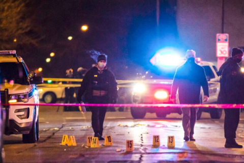 24 особи отримали вогнепальні поранення, четверо загинули внаслідок стрілянини в Чикаго