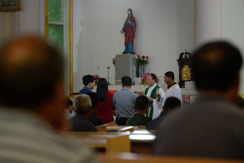У Китаї заборонені різдвяні збори серед християн
