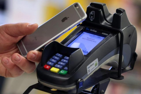 В Германии только 27% клиентов расплачиваются смартфоном на кассе