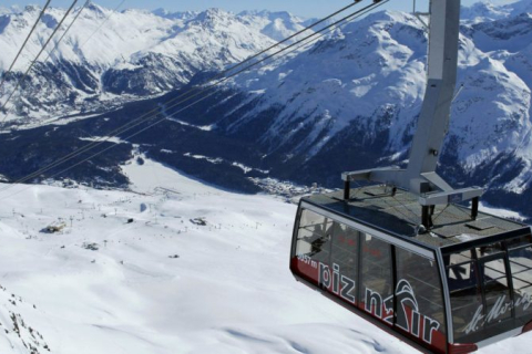 Электромобили, подъемники и эскалаторы могут скоро остановиться в Швейцарии