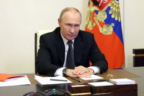 Путин делает экстраординарное заявление, что только Россия может защитить Украину от вторжения Польши