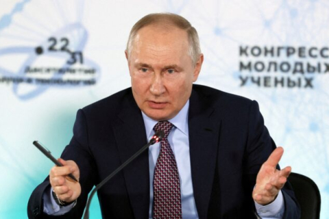 Путин сказал Шольцу, что позиция Запада, поддерживающего Киев, является «деструктивной»