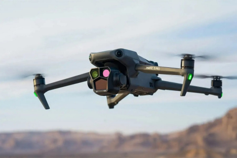 Квадрокоптер DJI Mavic 3 Pro: Найвищий стандарт льотної техніки