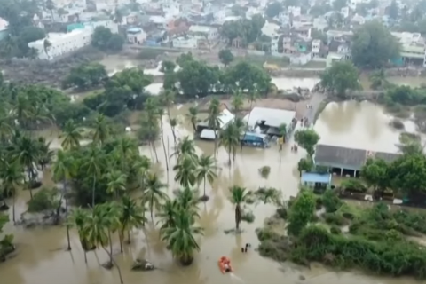 В результате наводнения в индийском штате Тамилнад погиб по меньшей мере 31 человек