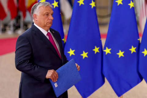 ЕС разблокировал миллиарды для Венгрии, хотя Орбан угрожает наложить вето на помощь Украине