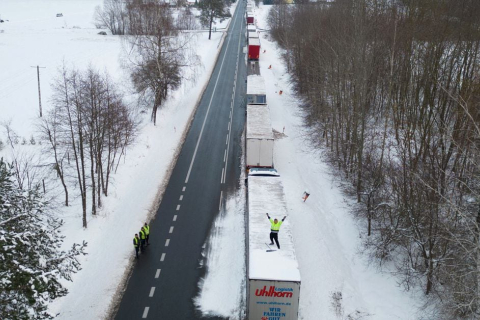 Волонтерская помощь для ВСУ задерживается из-за протестов на польской границе