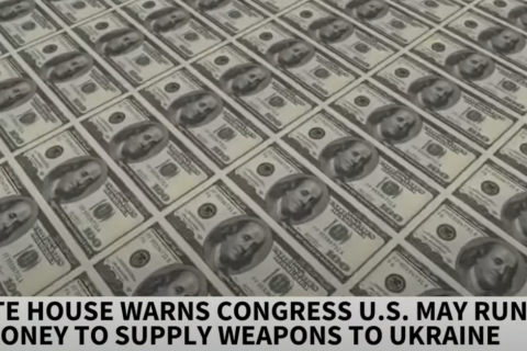 У США заканчиваются возможности для помощи Украине, предупредил Белый дом