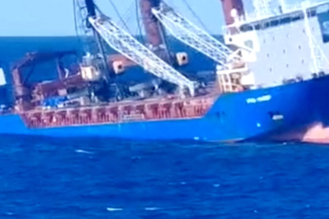 Российское грузовое судно взорвалось в Средиземном море, двое пропали без вести