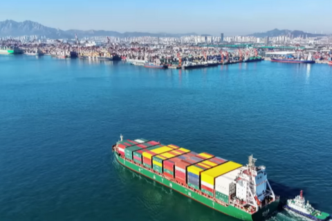 Китай досяг торгового профіциту в 1 трлн доларів (ВІДЕО)