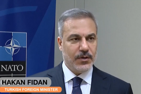 Турция заявляет, что атаки на связанные с Россией танкеры угрожают безопасности в Черном море