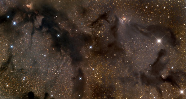 Фотографії космосу. Темні хмари в сузір’ї Орла. Фото: Adam Block/caelumobservatory.com, Mt. Lemmon/as.arizona.edu