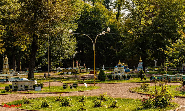 Визначні місця Києва: Панорама парку «Київ у мініатюрі»