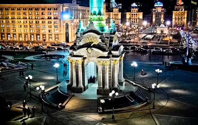 Достопримечательности Киева: Площадь Независимости.