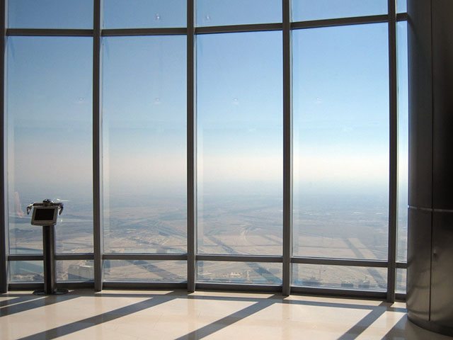Найвища будівля у світі: оглядовий майданчик.